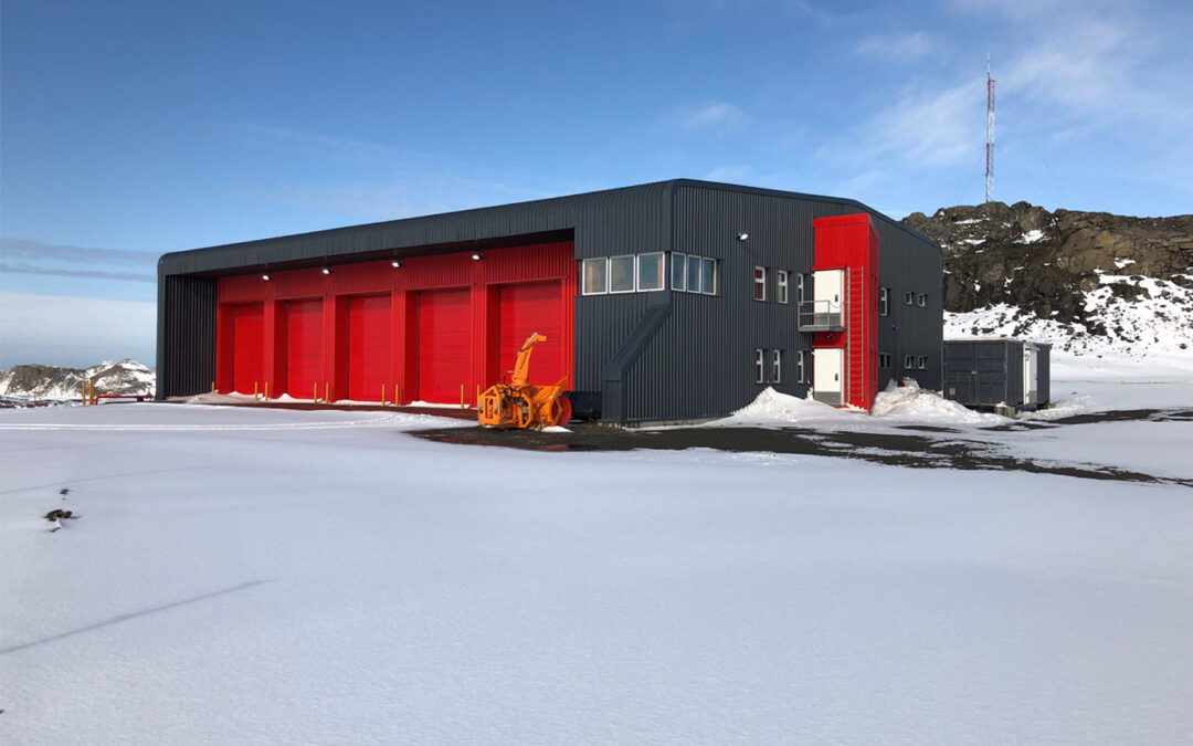 Cuartel SEI Aeródromo Teniente Marsh Antártica